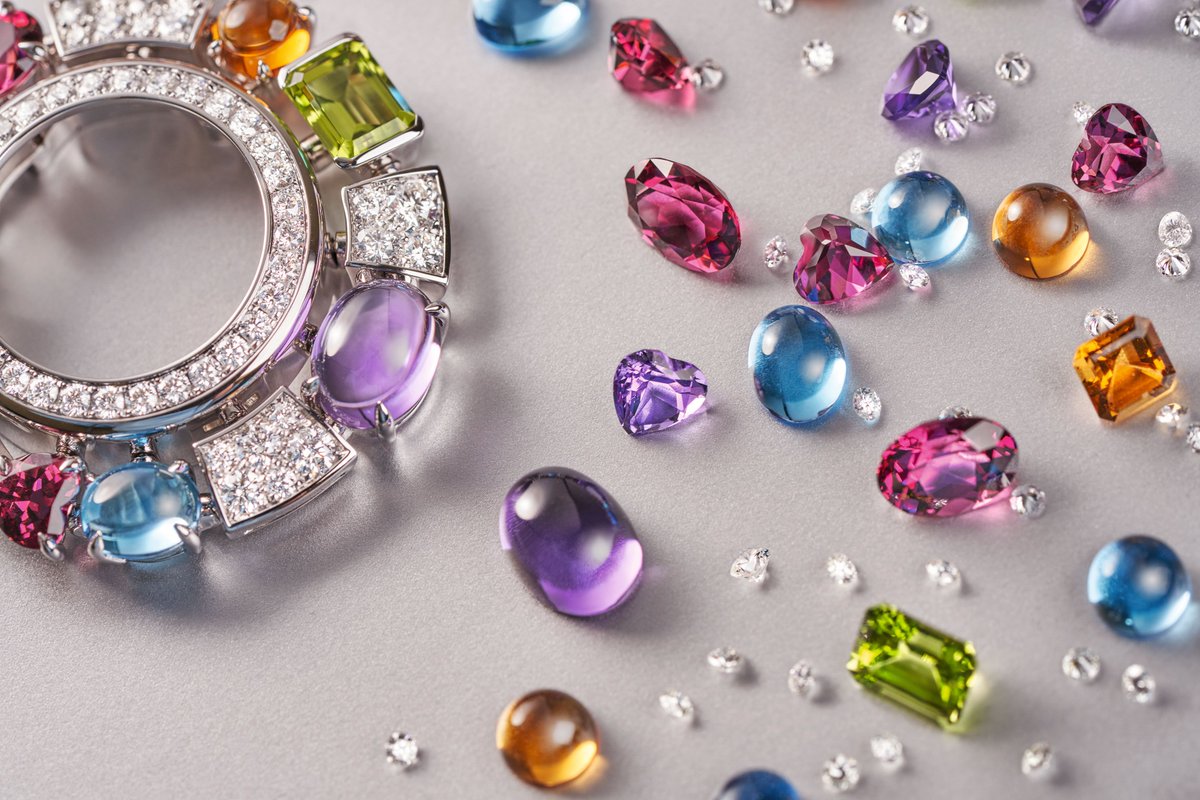 Bulgariofficial's tweet photo. The Poet of Color returns with an array of colored gemstones for its latest interpretation of the #Allegra watch. https://t.co/U2nPHs3Y1f #BulgariWatches https://t.co/P9CncMEGhK