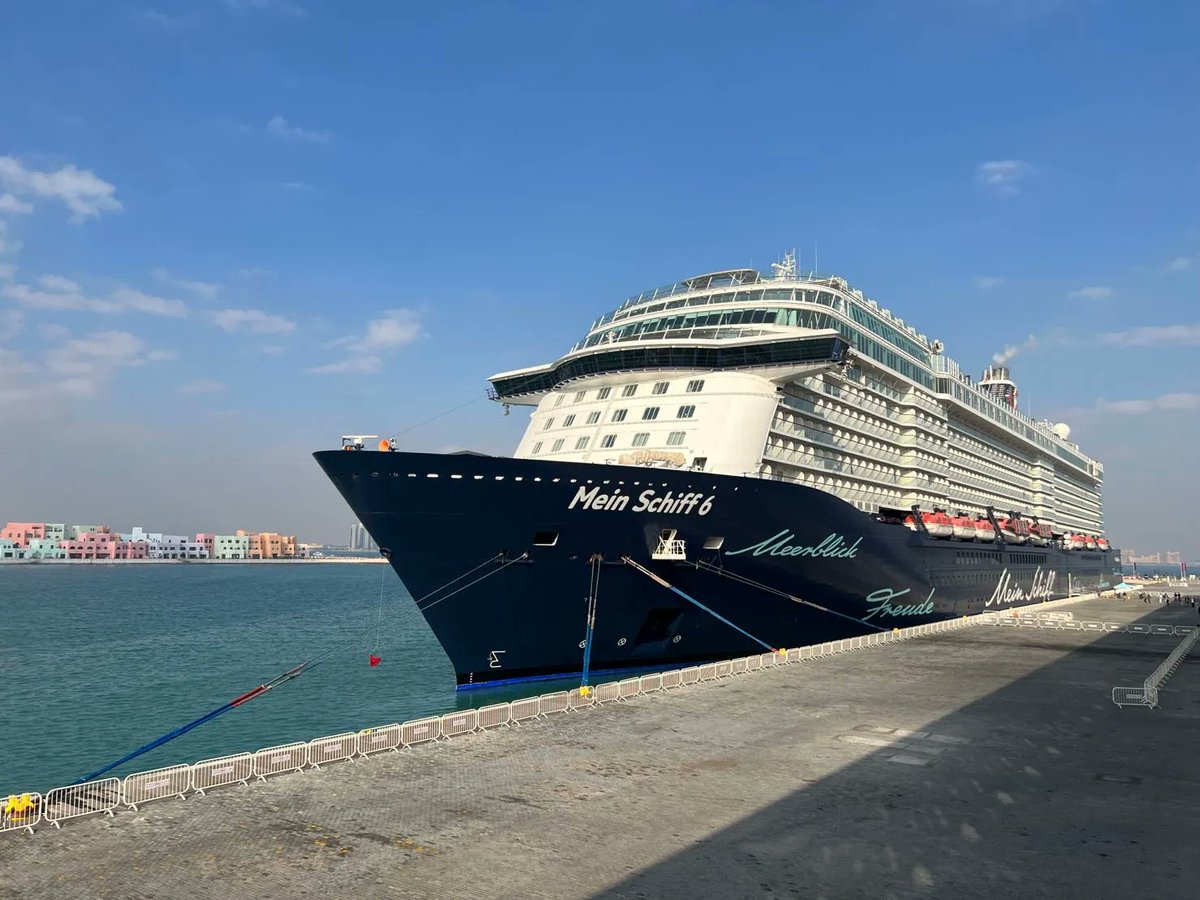 MEIN SCHIFF 6 “MAIDEN CALL” A DOHA
#DohaPort ha dato il benvenuto alla nave da crociera Mein Schiff 6 di #TUICruises  nel suo primo scalo nella stagione crocieristica 23
.
#pazzoperilmare #QatarsGatewayToMarineTourism #MwaniQatar #cruise #cruisetravel #cruiselife #maidencall