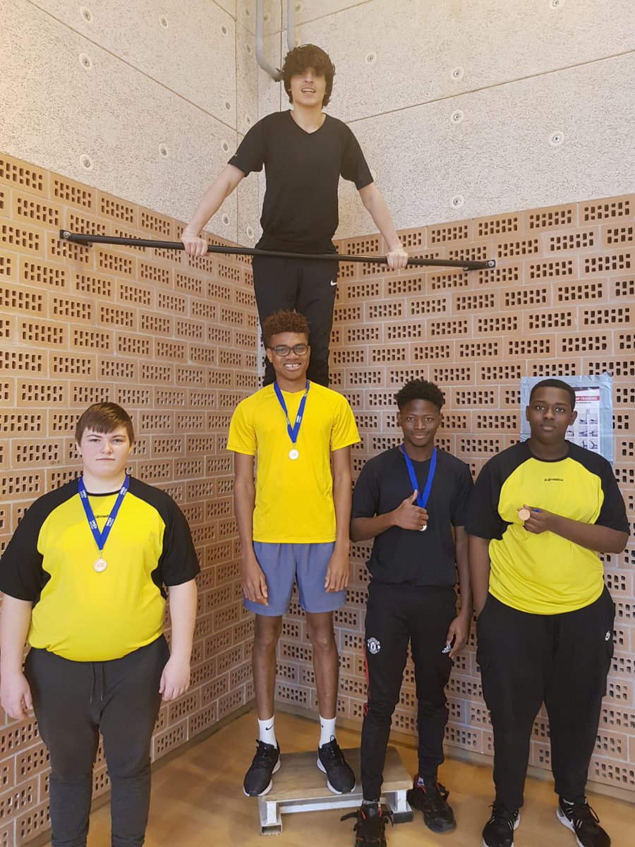 LPAnatoleFrance's tweet photo. Les élèves du LPO Anatole France de Colombes sont champions départementaux 92 de circuit training.
Championnat d’Académie à suivre le 8/02 à Sartrouville. 
Bravo à toute l’équipe et au professeur  d’EPS  !!!
@acversailles @LPAnatoleFrance @unss_versailles @Unss92 @hautsdeseinefr https://t.co/UHudfpe8Z7