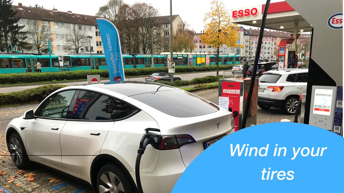 JoltEnergyGroup's tweet photo. Knowing you fill your car clean is probably one of the reasons for committing to driving an #EV. 

We strive to provide our customers with clean energy from wind parks. In this way, we care for you and the environment ♻
.
.
.
#joltenergy #emobility #fastcharging https://t.co/qNXIwTcc9v