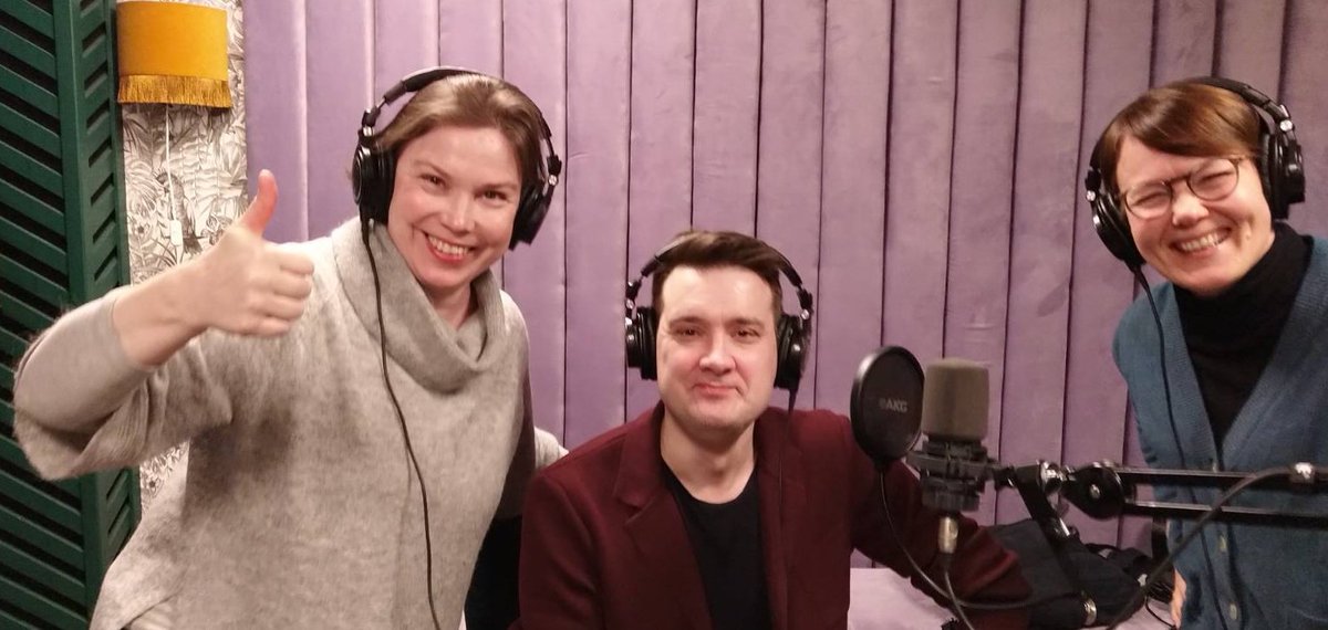 Menestyvat's tweet photo. Tällä triolla purkitimme vuoden ekan podin. Aiheena oli @marialofg'renin Akavan puheenjohtajakampanja, jossa rikottiin lasikatto ja tehtiin historiaa. Podin puikoissa @HeidiKorva Vieraina @Juristiliitto viestintäjohtaja @LaukkanenJanne sekä kampanjan viestintäkonsultti @salsaari https://t.co/vnjoA59sW8