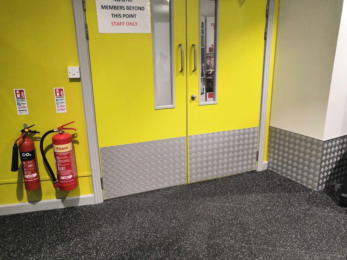 ChequerplateUK's tweet photo. Transforming walls with chequer plateโจ
#TransformThursday #contractors #fitout https://t.co/q8IIqAN2nC