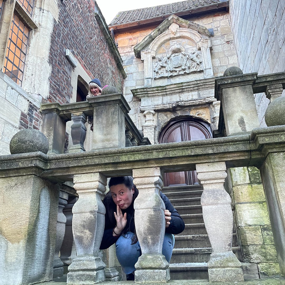 YorkTheatre's tweet photo. 😁Yesterday, our very grown-up, and not at all work-shy, @EngagementYTR team did a little tour of our neighbours King's Manor, Museum Gardens and @YorkExplore. 

They're preparing for the brilliant engagement activity they'll be doing alongside our community play #Sovereign. https://t.co/02EqipjRPN