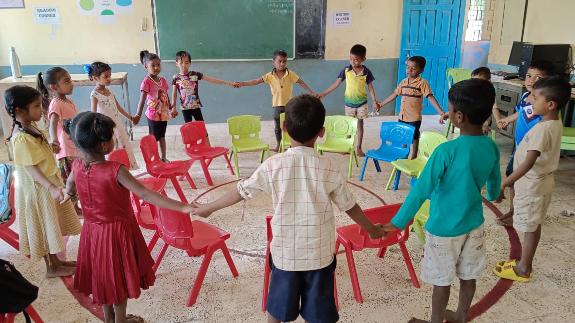 RavinderCharan's tweet image. Numeracy, Circle Time and colouring activities by pre primary children (BALVATIKA) DADRA and Nagar Haveli and Daman &amp;amp; Diu 
Pre primary section 🙏
#learning #numeracy #playbased #learningbydoing #colouring #activities
@ssa_damandiu @SamagraDNHDD @SamagraShiksha #Kindergarten
