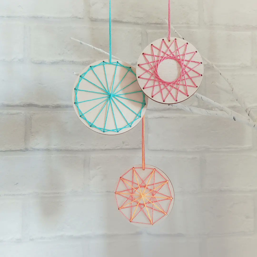 sadpandaprints's tweet photo. Attention!
You can now find Rudy And The Rowan Tree on E t s y & F o l k s y
๐ก
https://t.co/hl3cH4XoIL
https://t.co/gDds9zLI0p
#dreamwheels #madeintheuk #stringart #spirographstyle
#rudyandtherowantree https://t.co/p7YY5ooC4R