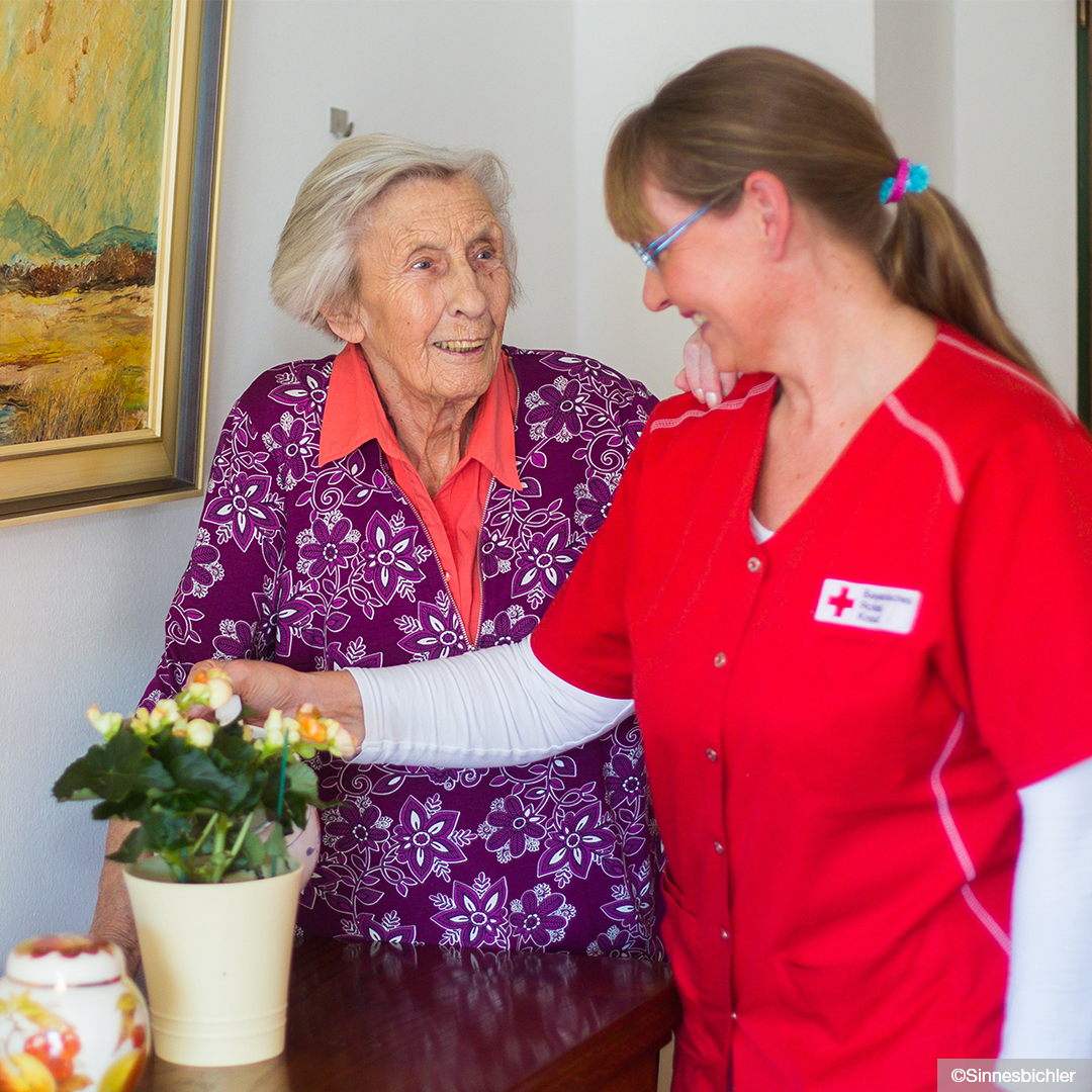 Info-Nachmittag über die #Dienstleistungen des #BRK für Senioren und Menschen mit körperlichen Beeinträchtigungen.
Wann: 15.02.2023 von 15:00 - 16:30 Uhr
Wo: BRK-Servicezentrum, Münchner Str. 16
Anmeldungen bitte an servicezentrum@kvrosenheim.brk.de  oder Tel.: 08031/3019-945