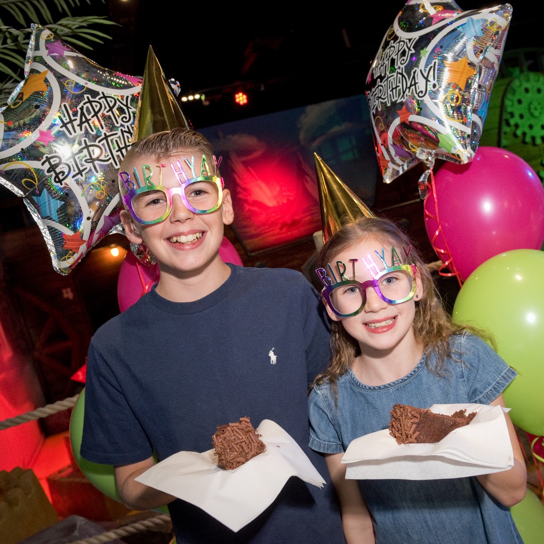 AngryBirdsGolf's tweet photo. Searching for a birthday party that the whole flock will enjoy?🔎🐤 Our awesome Red's Nest party package is £15.95 per child on the weekend and during holidays and just £8.95 per child in the week ⛳️ 🎉 Call 0191 249 4708 and speak to our party planning team 🥳 https://t.co/1rIM504mfF