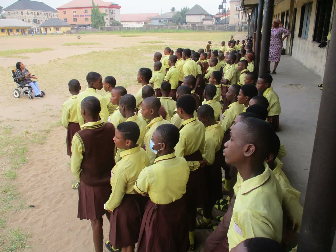 Faecare_org's tweet photo. As a new year and new term begins our program Project SMART kicks off at Oginigba Comprehensive Secondary School
Project SMART is FAECARE Foundation's in school youth outreach program
#reachoutandtouch
#projectSMART
#youths
#schools
https://t.co/z4J3S0NTDk https://t.co/4ZyYV2Fl8K