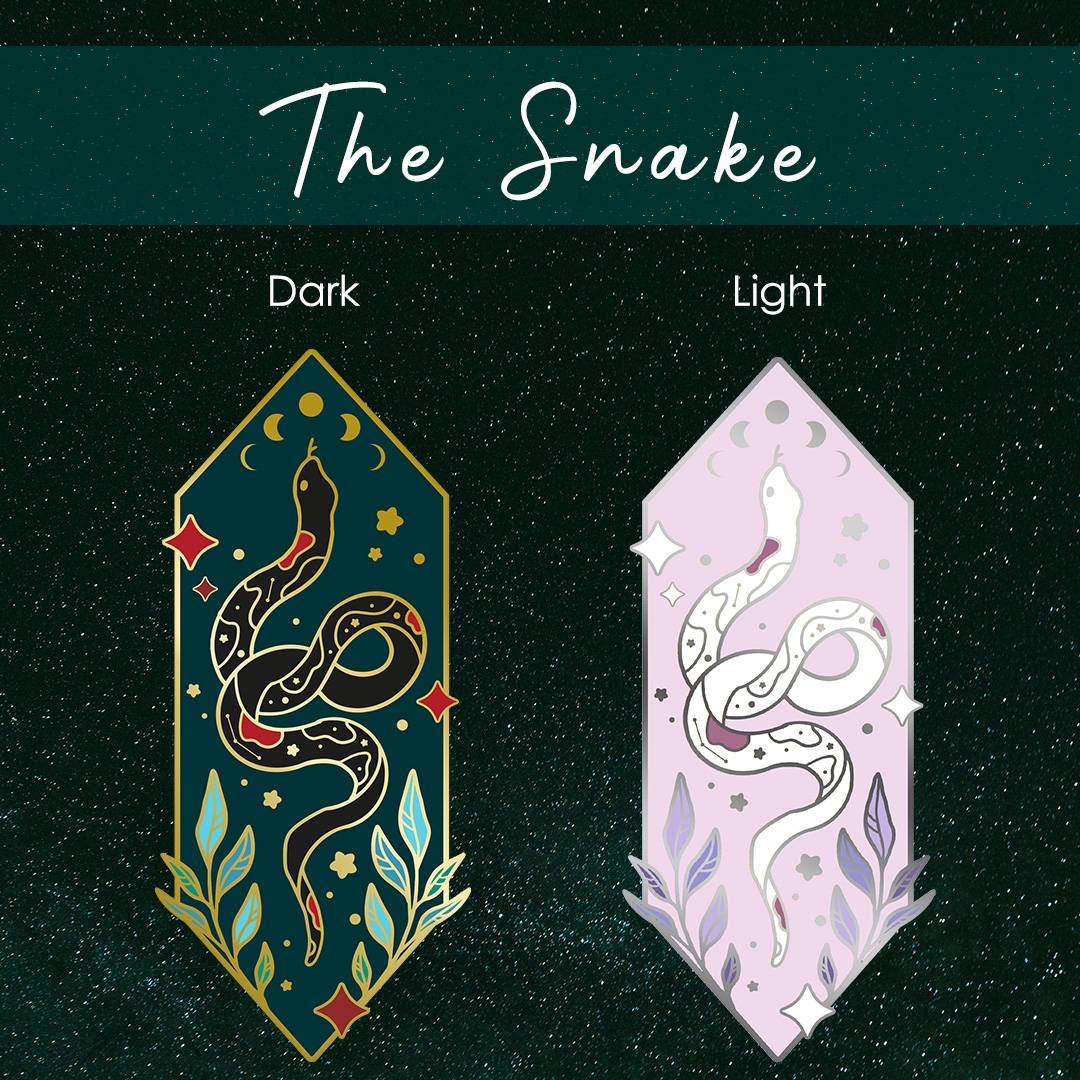 Swiftterlyy's tweet photo. 🦋🌛THE SNAKE🌜️🦋⁠
⁠
The fifth and final pin reveal, the snake! 🐍⁠
⁠
There are early bird discounts for the first 48 hours so make sure to set a reminder! 😄⁠
⁠
Kickstarter launches 20th January 1PM GMT time ⏰⁠ https://t.co/bEt6SVJCSM