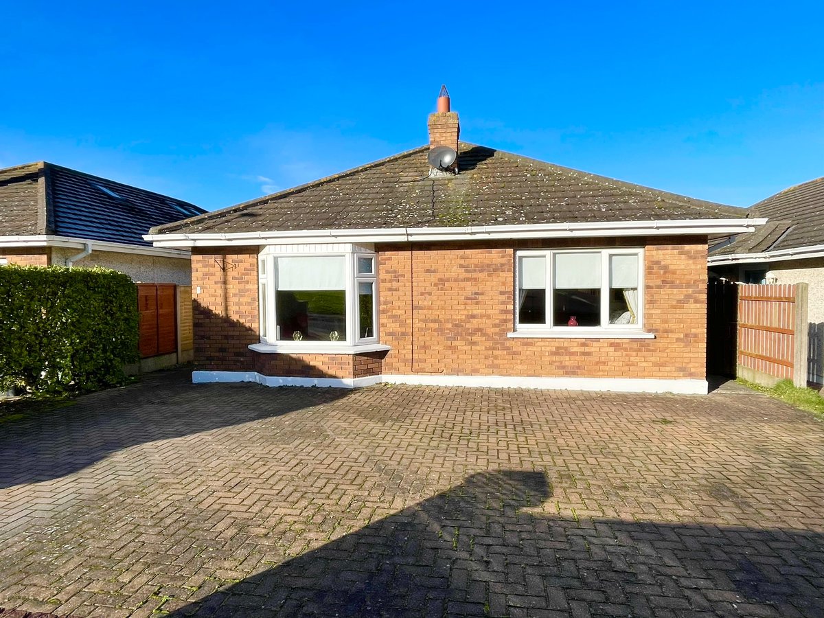 🏠 3 Seantobair, Clogherhead, Co. Louth
🛏️  3 Bedroom Detached Bungalow
💶 AMV €320,000 - For Sale by Private Treaty

Find out more - shaneblackproperty.ie/property/3-sea…