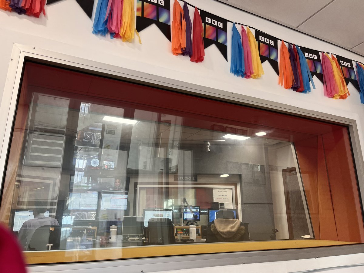 joininchina's tweet image. Just arrived at @BBCGlos to talk about #ChineseNewYear of the Rabbit 🐇