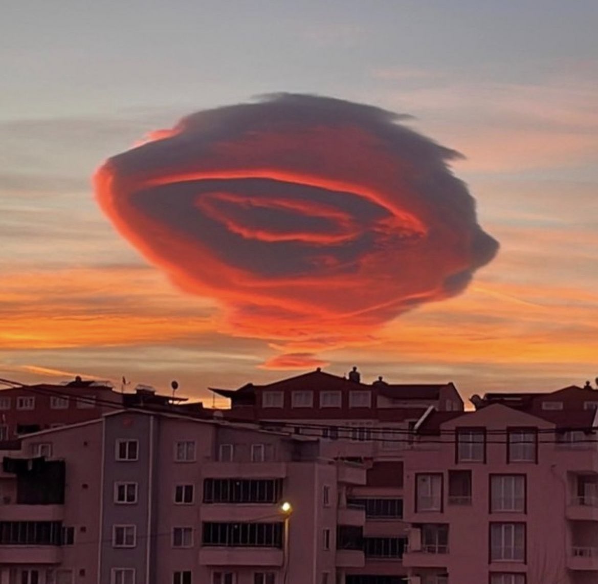 Необычные облака