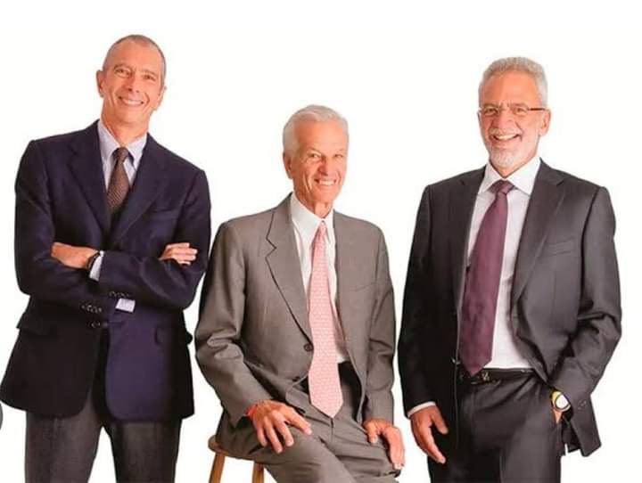 O tal mercado é a cara deles: Carlos Sucupira, Jorge P.Lemann e Marcel Teles! Eles são contra o gov Lula q diz q "quem ganha mais vai pagar mais" e tbm irá acabar c a fome c dinheiro público. Veja bem,essa gente não mora na favela,são brancos e bilionários. E a mídia caladinha.