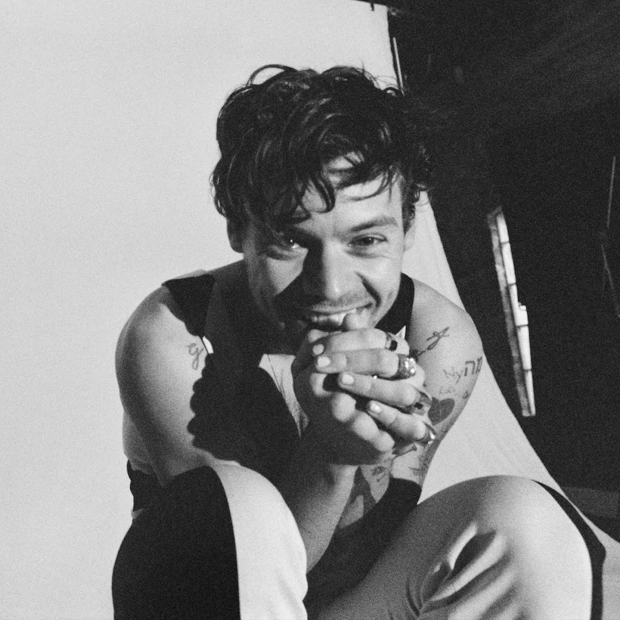 marvelstadiumau's tweet photo. 📢Calling all harries ‼️ (not that you need reminding!)

There's only ONE MONTH to go until @Harry_Styles hits the stage at Marvel Stadium for two sold-out shows on his 'Love on Tour' tour❤️ https://t.co/FkVrtEZ3jI