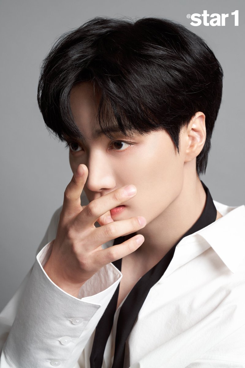 thesaem's tweet photo. 가릴 수 없어
그 멋짐 그 잘생김 #김종현

다 가릴 수 있어
그 잡티 그 다크서클 #더샘

#커버_퍼펙션_컨실러_펜슬
#커버_퍼펙션_트리플_팟_컨실러

#theSAEM #종현 #JONGHYEON #KIMJONGHYEON #컨실러 #컨실러추천 #더샘컨실러 #더샘팟컨실러 #팟컨실러  #컨실러펜슬 https://t.co/dbUtPHfxXN
