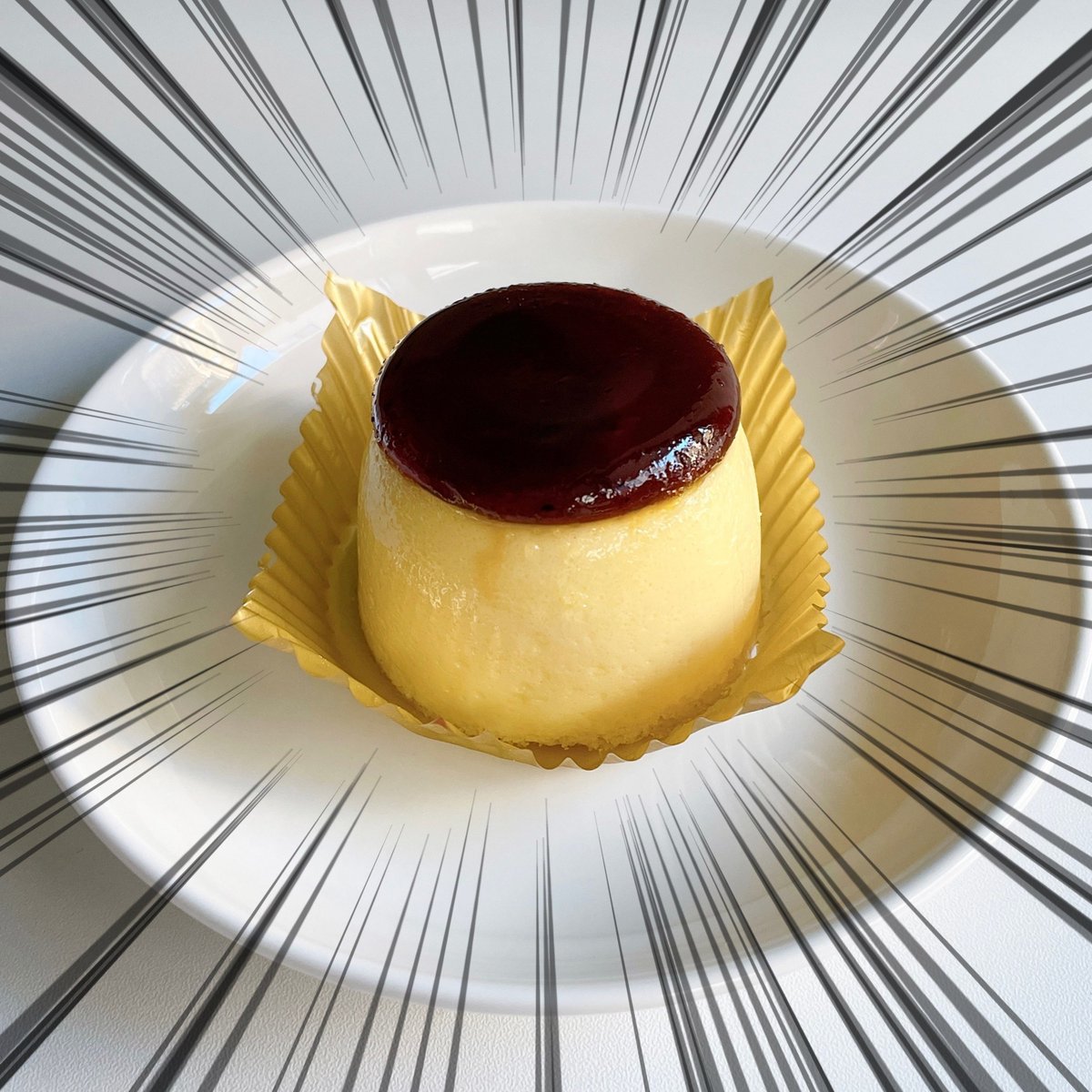 「【ローソン】3店舗まわってやっと買えた…。プリンそっくりの《衝撃スイーツ》脳がバ」|BuzzFeed Japanのイラスト