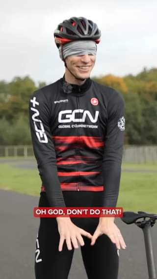 swissbikelife's tweet image. Another episode of GCN’s Maybe Don’t Try This At Home series… this week, Si decides to ride a bike blindfolded 🤔 #GCN #globalcyclingnetwork #cycling #cyclinglife #cyclingfunny #cyclinglifestyle #cyclingbuddies

bikelife.ch/another-episod…