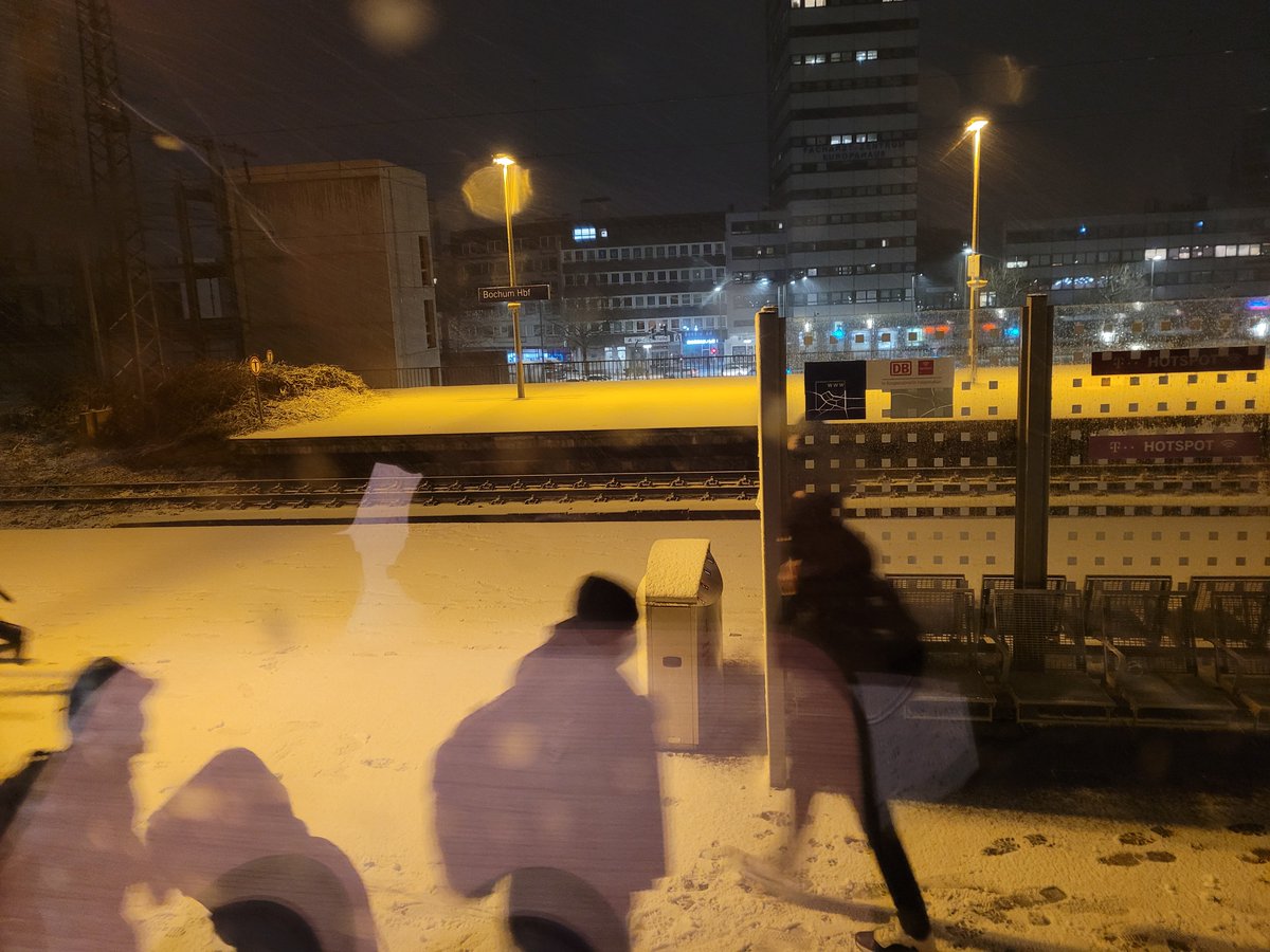 Freewilly091's tweet image. #Ruhrgebiet #Bochum #SpiegelOnline #Latif #Lützerath #Klimaterroristen #Klimakleber #Klimakrise #Klimawandel #DieGruenen #GretaThunberg #LuisaNeubauer