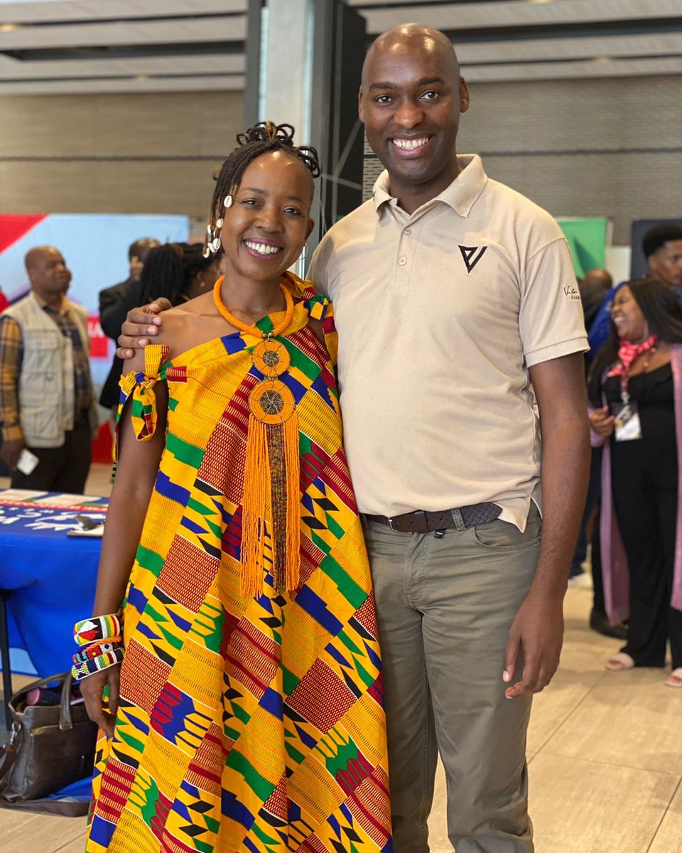 ntsikimazwai's tweet photo. With my future president @ZungulaVuyo 💚maybe they will have a women's league....we are ready 💚 https://t.co/NB5UMXNkg6
