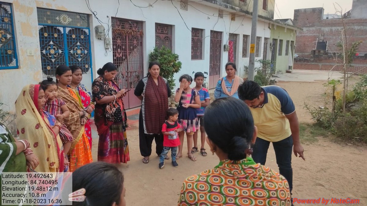 MC_Hinjilicut's tweet photo. #OnSiteComposting training at household level at Bombay colony , Hinjilicut Municipality. https://t.co/WZEDg0LBx0