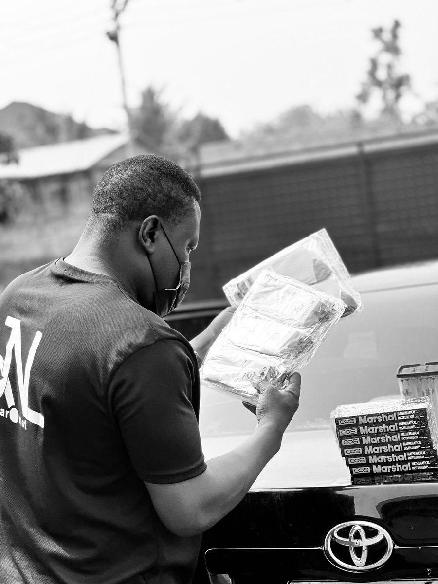 SspGhana's tweet photo. Charity Wednesday under the burning sun. 
@Xupapure got us going regardless 💦 💧 

- Old Akrade Presby Basic School 
- Aboetia D/A Basic School 
Two more to go for today . 

Items we’re donating today
- Exercise books 
- Pen/Pencil 
- Math set 
- White socks https://t.co/iudxAQZ7XO