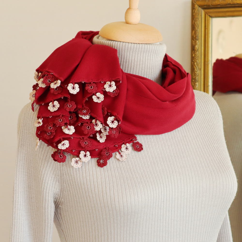 Ayturk001's tweet photo. MARY series BURGANDY is NEW in this winter.
We got a wonderful comment from Taiwan.
Thank you😊

[Customers comments]
https://t.co/SH6N8poj60 #guestcomment #pashmina #shawl #oya #taiwan https://t.co/t5KcGo2Mfb