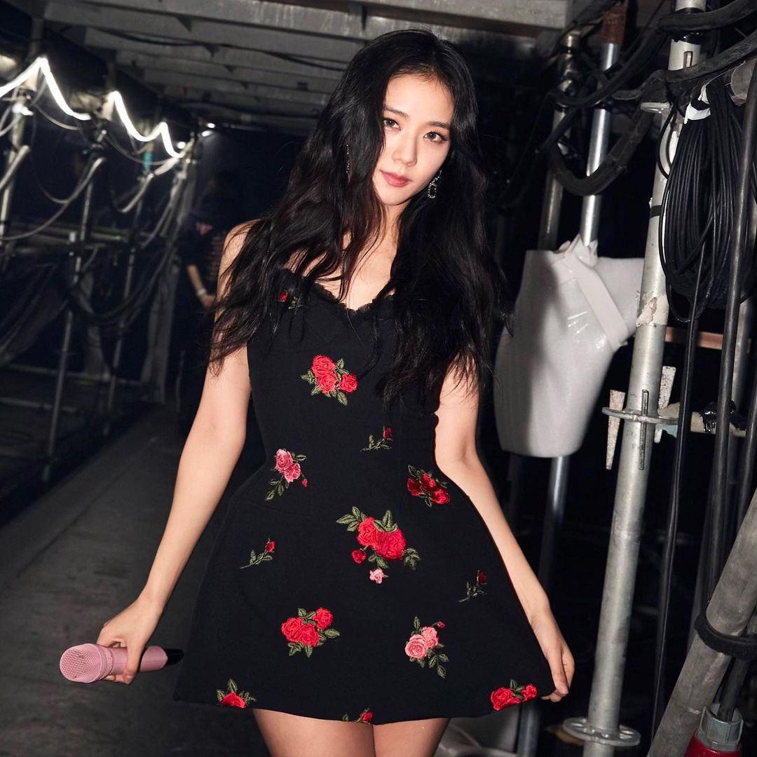 JisooRamyeonTH's tweet photo. BRR JISOO

블랙핑크 지수 베스트걸
블랙핑크 지수 최고다
블랙핑크 지수 힘내세요! 
블랙핑크 지수 푹 쉬세요
블랙핑크 지수 당신이 독특합니다 
블랙핑크 지수 역시 최고이다! 

#블랙핑크      #지수 #블랙핑크지수 #JISOO #BLACKPINK      @BLACKPINK https://t.co/z1XlsMwowm