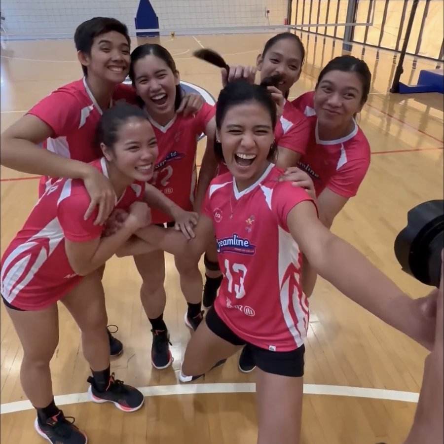 mareng_katniss's tweet photo. The first 6 💗💗💗 https://t.co/hdA383c104
