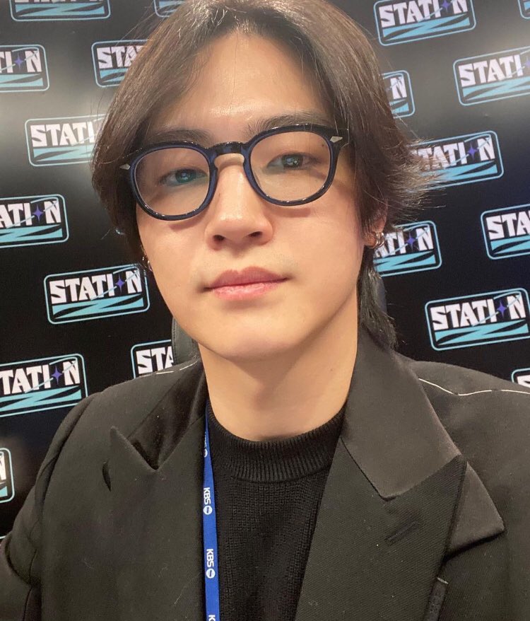 뽐보싶
missing Jaebeom's long hair. 🥺🖤

#JAYB #제이비 <a href="/jaybnow_hr/">.</a>