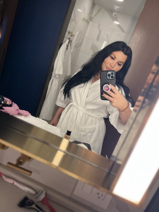 Are you on my free fetish page yet? https://t.co/iKeRqmkqgr https://t.co/WCOP3if6mo<a href="/tag/retweet"class="tags"><span>#retweet</span></a>