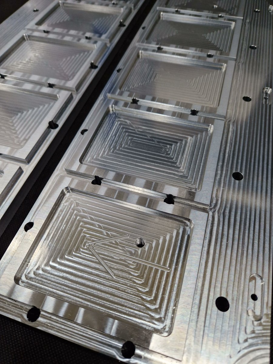 👉  Elevate your blister packaging operations with our precision CNC milling services for sealing plates. Utilizing state-of-the-art equipment and highly skilled technicians, we provide precise and accurate cuts for sealing plates.

#traysealer #blisterpack #sealingplate #illig