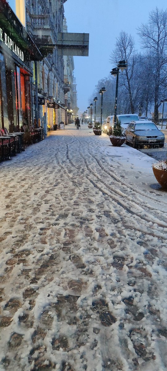 Welcome to the slushy streets of Helsinki :) And welcome to #slush23 later this year, it's not the Silicon Valley obviously. It's better ;)