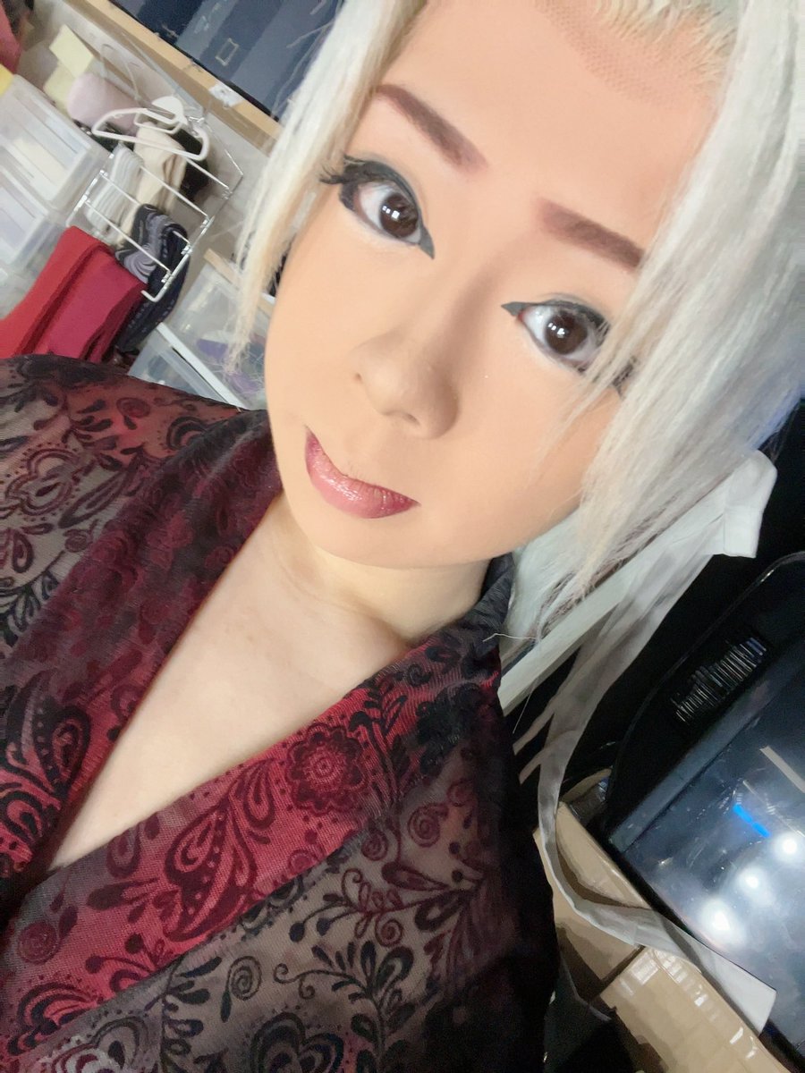 ujW0NCIKp9itnpV's tweet photo. それとー！22日のお昼兄弟祭りに僕が作った新作のお芝居をやらせて頂きます初めて1から芝居を書いたので皆様どうか、見に来てください！ https://t.co/aVkzfRHgbM