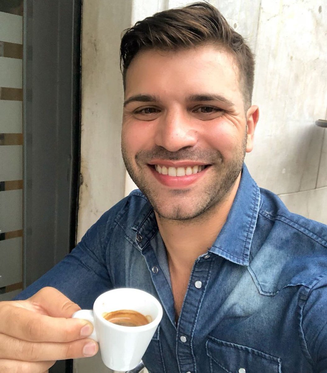 Bezig_Bijtje81's tweet image. Mogguh #Tweeps, òòk op mijn vrije #donderdag komt het eerste rondje #koffie natuurlijk wederom van #Flakkee!