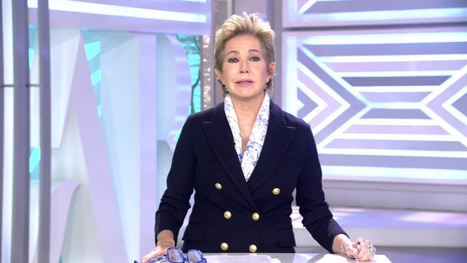 Dos30TV's tweet photo. No falla ni un solo día @anarosaq y su #Equipazo de #AR18E liderando su franja con un 18.4% de cuota, 570.000 espectadores y 2.661.000 contactos únicos
+68.3% de plusvalías con la cuota del día de #T5
Sube al 21.3% en el TC
#QueVivaLaTele #Audiencias https://t.co/gv3UdErs5Q