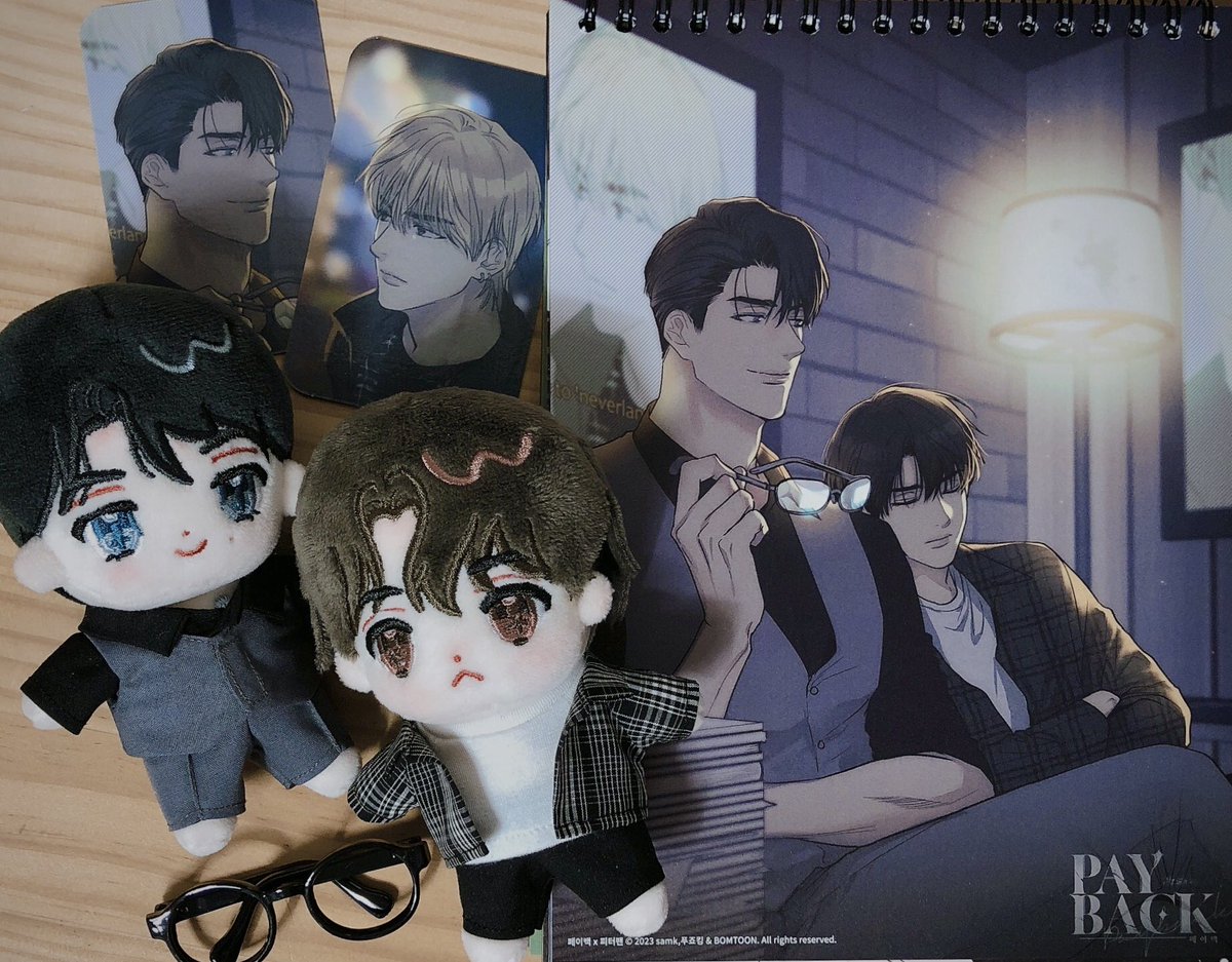 #페이백
유한아, 사진찍게 팔짱끼고 눈 감아줘🥺 금발해줘🥺