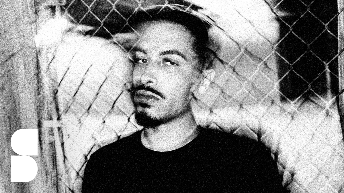 A very addictive bass groove

<a href="/JuLo_Music/">J u L o</a> on <a href="/lafyterecs/">LAFYTE Records</a>

soundcloud.com/wearestudio/ju…