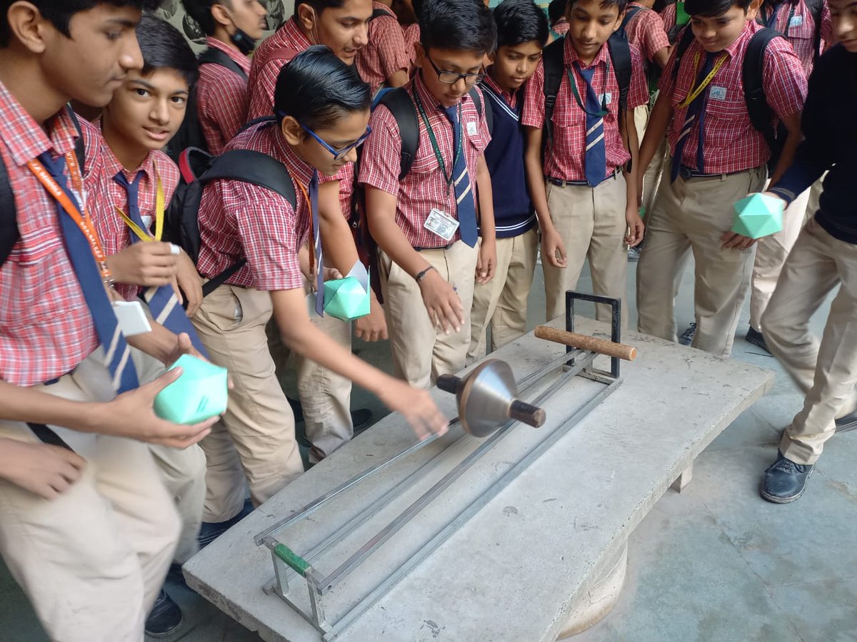 vascsc's tweet photo. #Support from @itstrueSpinning #Groupvisits #conducted by VASCSC. 86 students of Standard 9-10 Science along with 4 teachers Navnirman Co. Op. Bank Secondary #school #participated #STEM #handsonactivities #resourcematerial #takeaway #educationalpurpose #NEP2020inAction
@DSurkar https://t.co/1ZxpttKidV