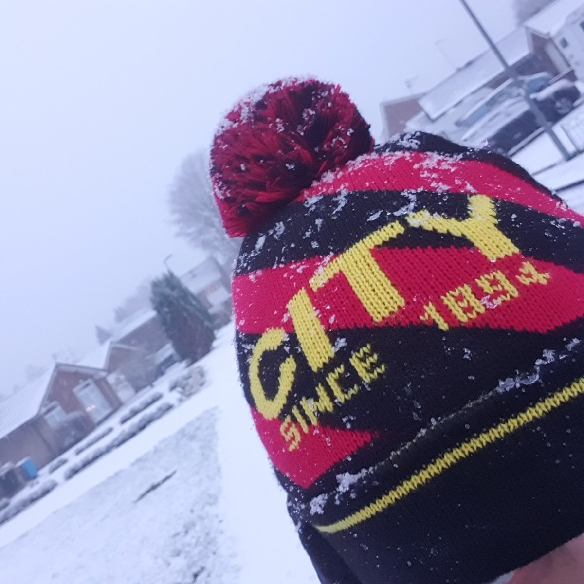 thegingerwig's tweet image. Matchday competition 

Win a bobble hat of your choice from our range!

RETWEET to enter

If Erling scores first against Spurs tonight and City win we'll giveaway a hat to a follower who retweets 

Good luck and c'mon City