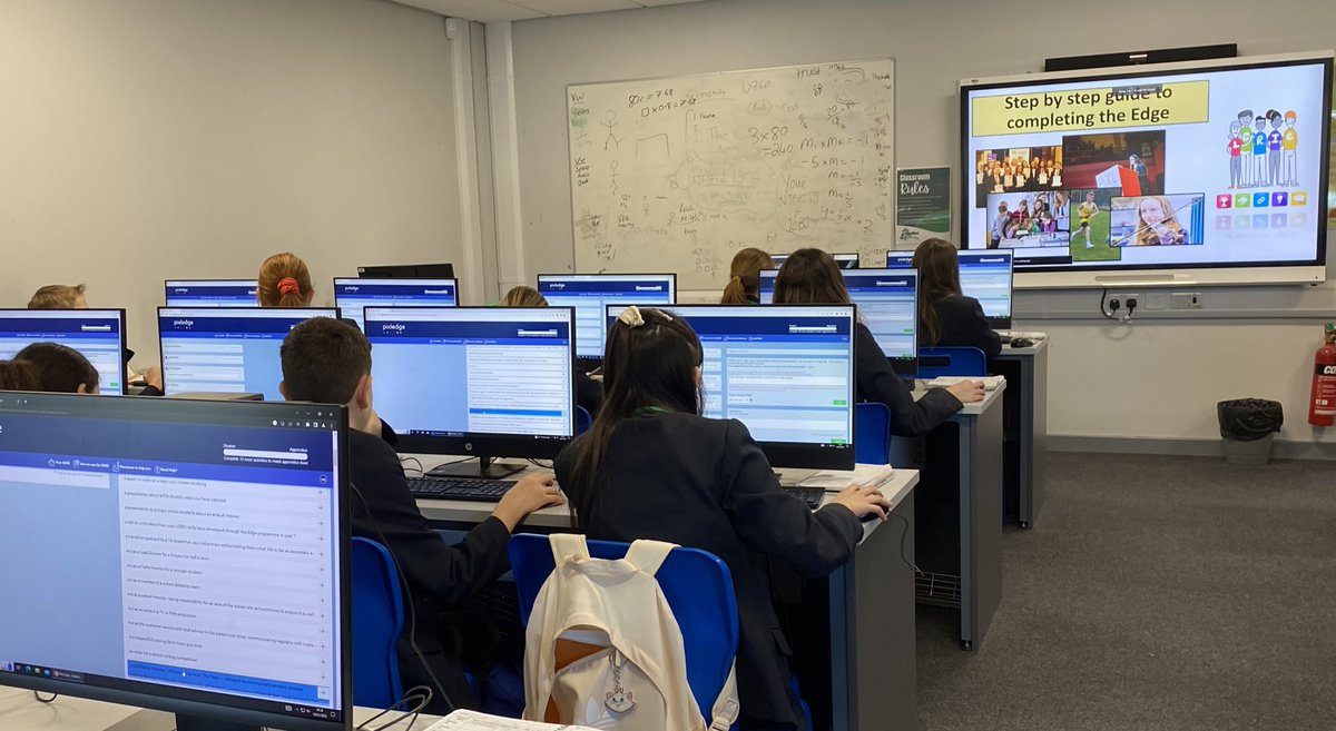 BBGAcademy's tweet photo. So lovely to see our Year 7s embarking on βThe Edgeβ in their Resilience lesson this half term! @BbgYear7 @ThePiXLNetwork #LORIC #PixlEdge https://t.co/KVSREHz01q