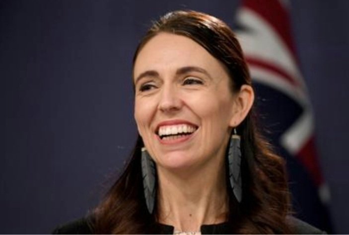 Salpafuera. tweet media