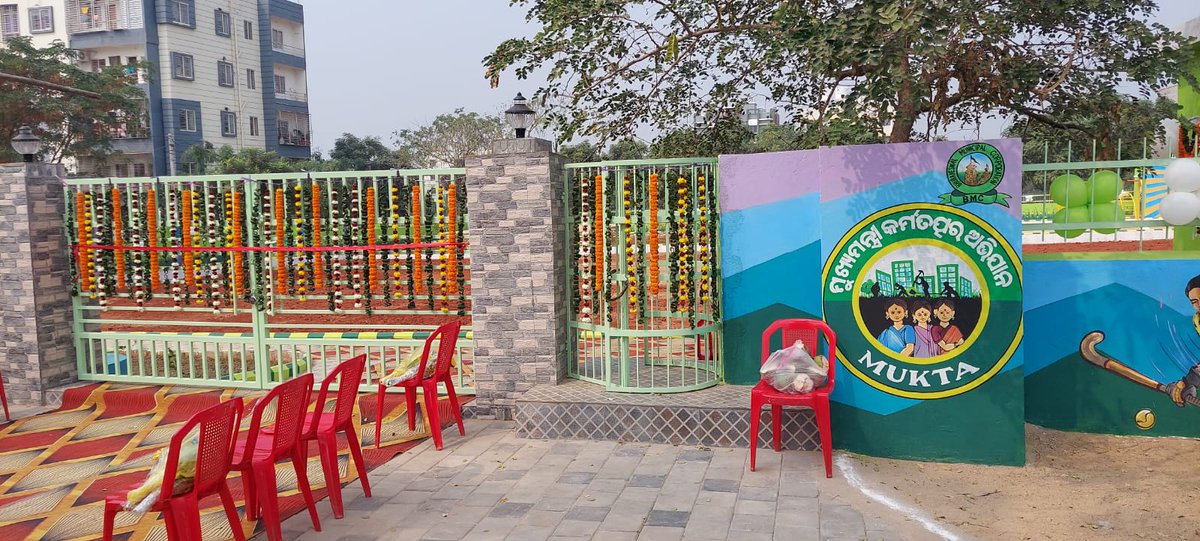 bmcbbsr's tweet photo. Today, 7 nos. of Mini Parks under the #MUKTA project were inaugurated.
Hon'ble Minister @Ashokpandabbsr, Hon'ble Mayor @MayorofBBSR, Deputy Mayor, Corporators, Team BMC & local residents were present.
Kalinga Nagar K5-505, K4-1580, K4-1565, K4-1568, K4-1569, K3A, K1 are the parks https://t.co/ofi9DEYxkE