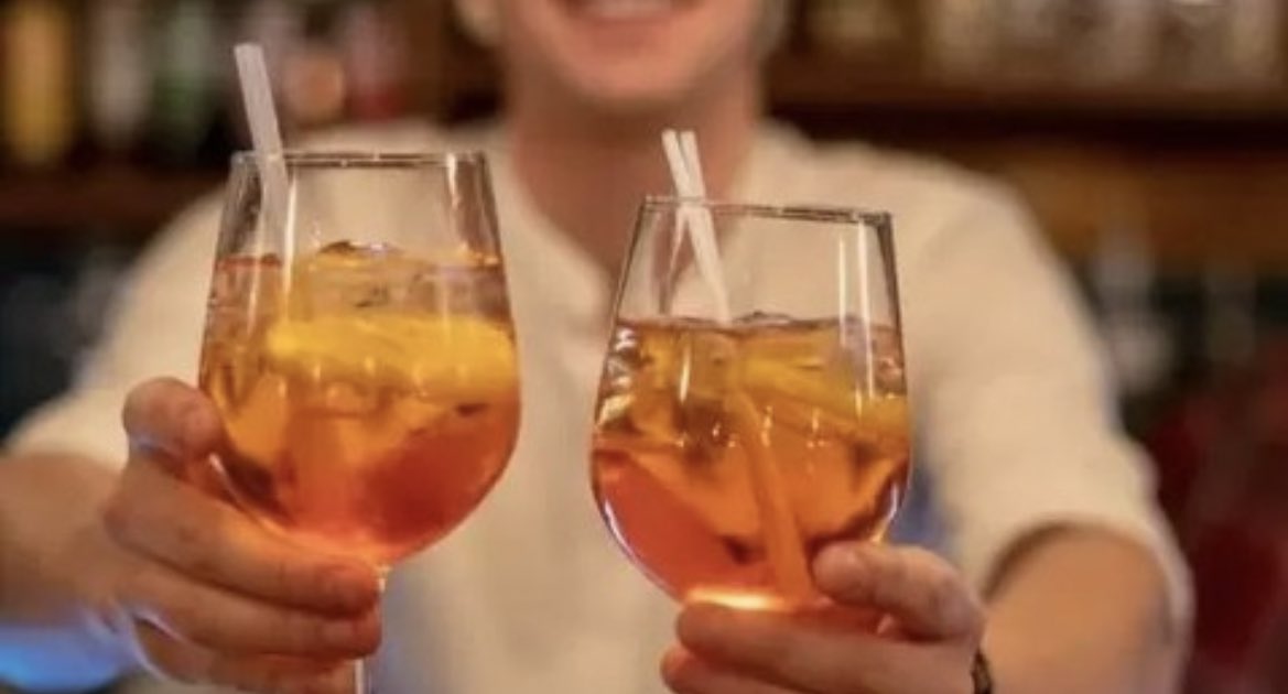 We know many of you may be participating in Dry Jan, but that doesn’t mean you can’t have a little treat here and there👀

At Albero Lounge, they have a fabulous non-alcoholic menu, so you won’t feel like you’re missing out✨

We’ll see you there🥰