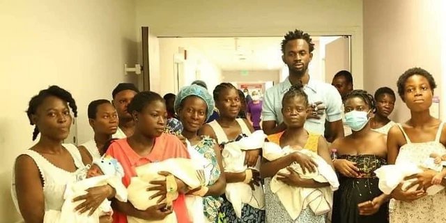 PulseGhana's tweet photo. Black Sherif clears medical bills of mothers stuck at Ridge Hospital over medical bills https://t.co/Q6SOTCl84p https://t.co/tO6U9UFqJA
