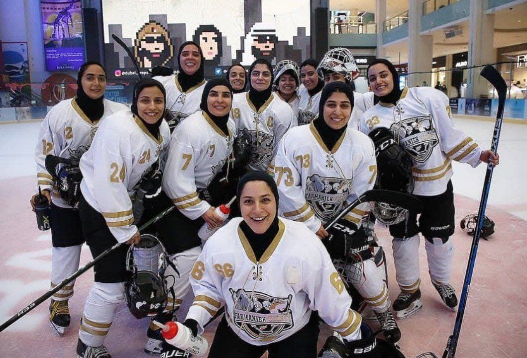 Iraninfrankfurt's tweet photo. ranian women’s ice hockey team becomes finalist at Islamic countries tournament
Congratulations to our girls' national #ice_hockey team for reaching the final round of the ice hockey tournament among #Islamic_countries in Kazan, after defeating Saudi Arabia, Bahrain, UAE &amp; Oman. https://t.co/sLoCh5eC3s