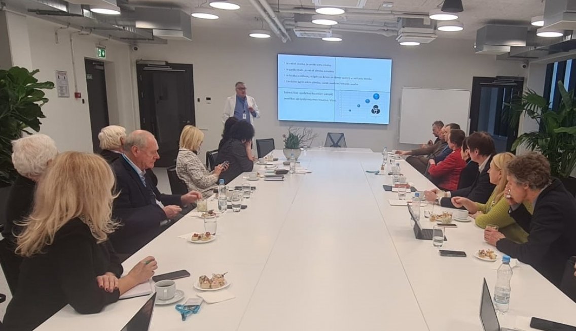 🔶Vakar, veselības ministre Līga Meņģelsone tikās ar Veselības aprūpes darba devēju asociācijas valdi, lai iepazīstinātu klātesošos ar 2023. gada veselības aprūpes nozares budžeta veidošanas gaitu un prioritātēm, kā arī pārrunātu turpmāko sadarbību:⬇️
vm.gov.lv/lv/jaunums/lig…