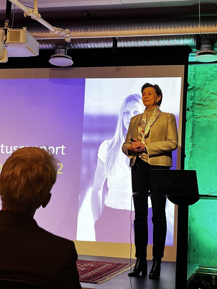 - Velg din leder med omhu! Velg en virksomhet som har skrevet under på charteret for å øke kvinneandelen i lederstillinger <a href="/turidsolvang/">Turid E. Solvang</a> #bnmøte