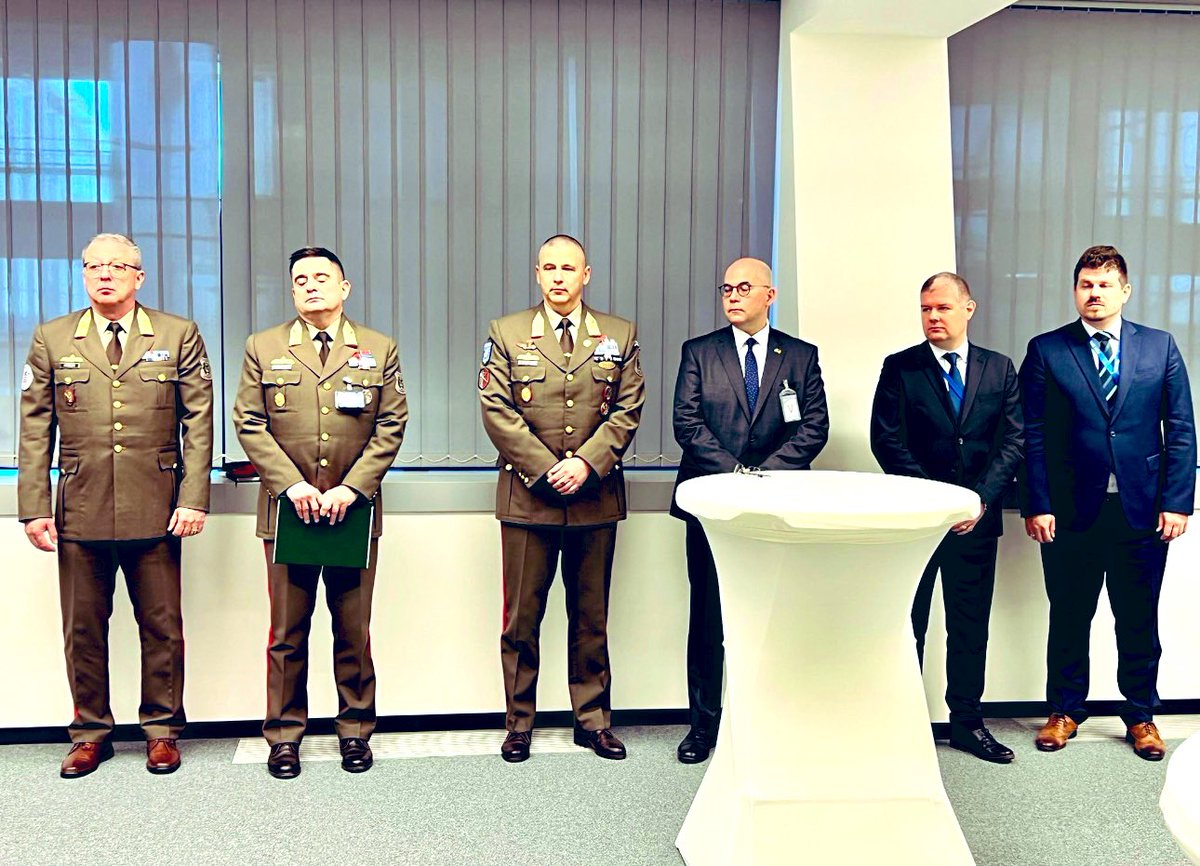 tamasivankovacs's tweet photo. It was my utmost honor to attend the 25th anniversary celebratory event of our #MilRep Office at @NATOHungary with our 🇭🇺 Chief of Defence Dr. Romulusz Ruszin-Szendi. Also a great pleasure to meet his #Dutch counterpart as our #Embassy’s #military attache is also accredited in 🇳🇱 https://t.co/ngBGXDCY1q