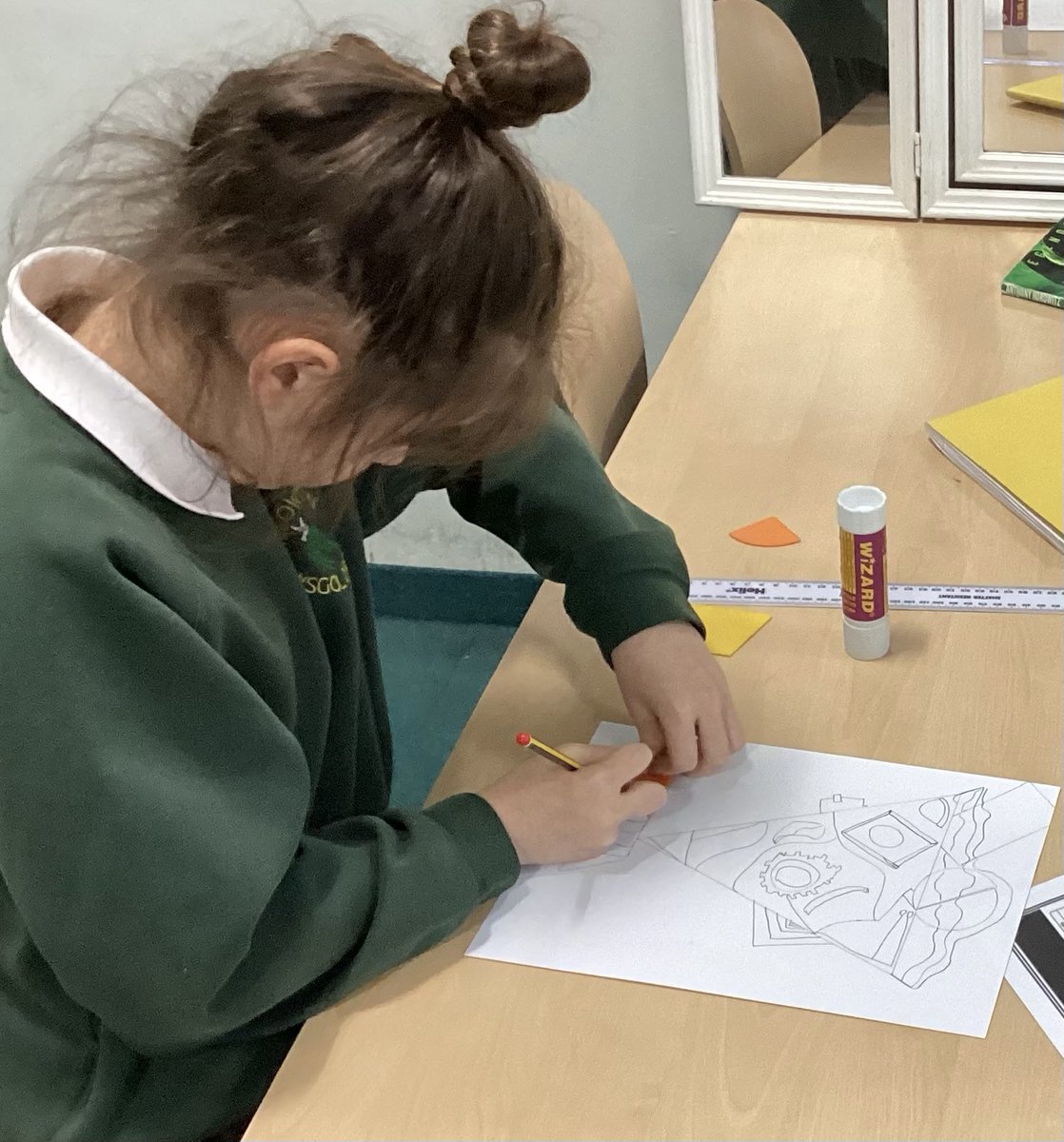 WillowtownPri's tweet photo. Weβve been learning all about Picasso linked to our topic Magnificent Me. Weβve created fact files and started to draw self portraits in the style of Picasso! #WillowtownWay4 #WPSea @EAS_ExpressArts https://t.co/fieTma5Sla