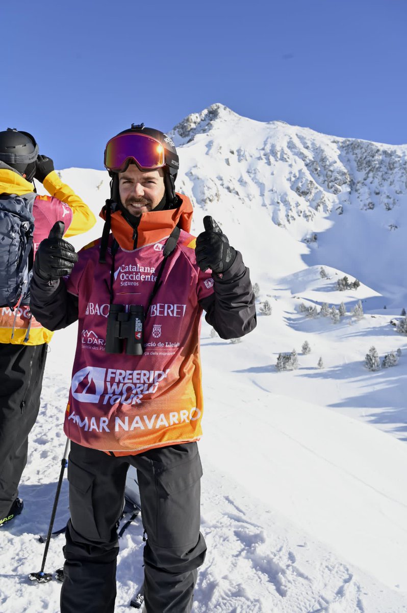 alfojea's tweet photo. #PistasBlancas: Hoy en @baqueira_beret para conocer los detalles de la cita del Freeride World Tour,la competición de ski extremo mas importante del mundo. Con @tukimarta @Garrosa @websierranevada  @RadioHuesca Ya sabes en podcast en @La_SER  Imagen del rider Aymar Navarro. https://t.co/kMLhjjyhX4